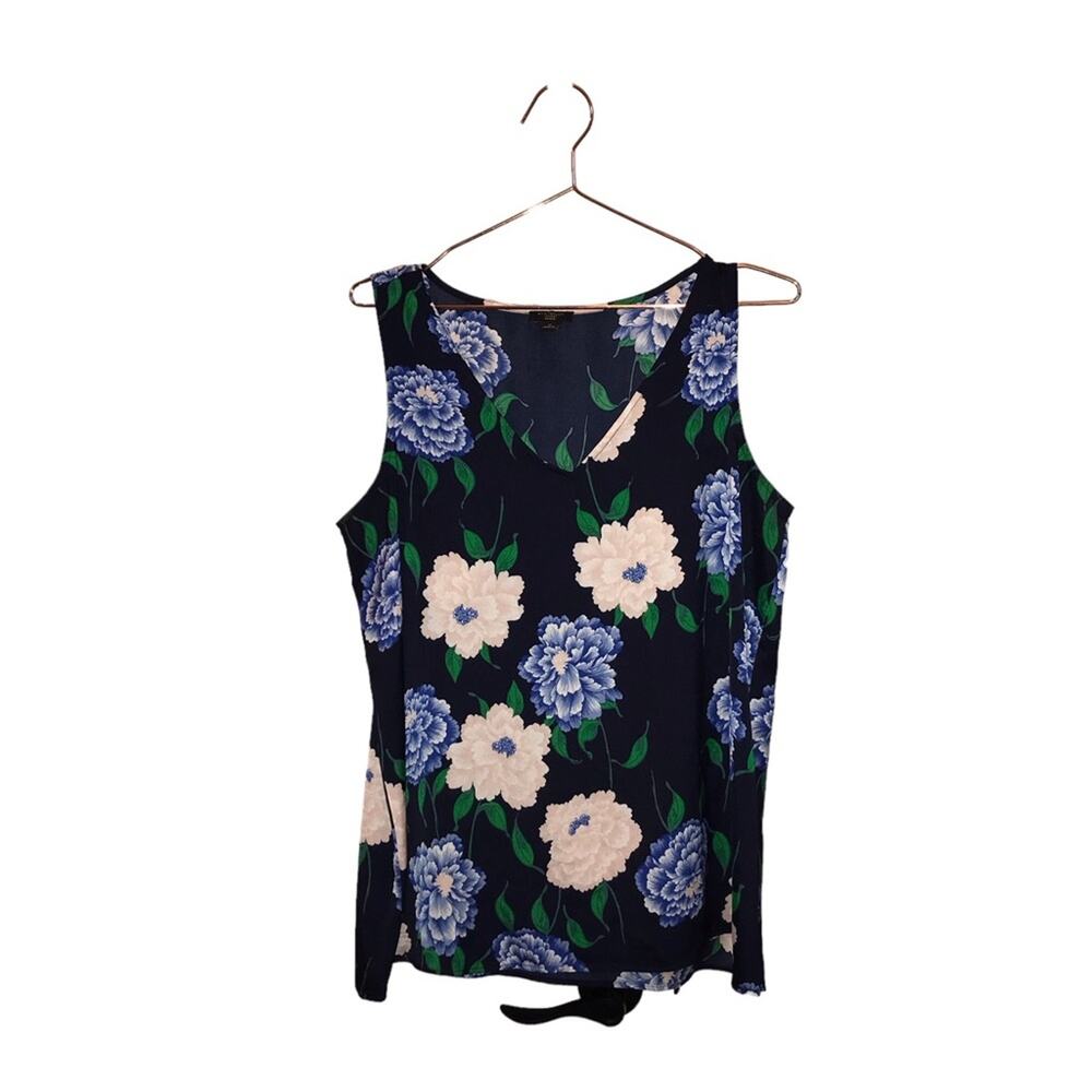 ANN TAYLOR factory Peony Floral Sleeveless Blouse - LP